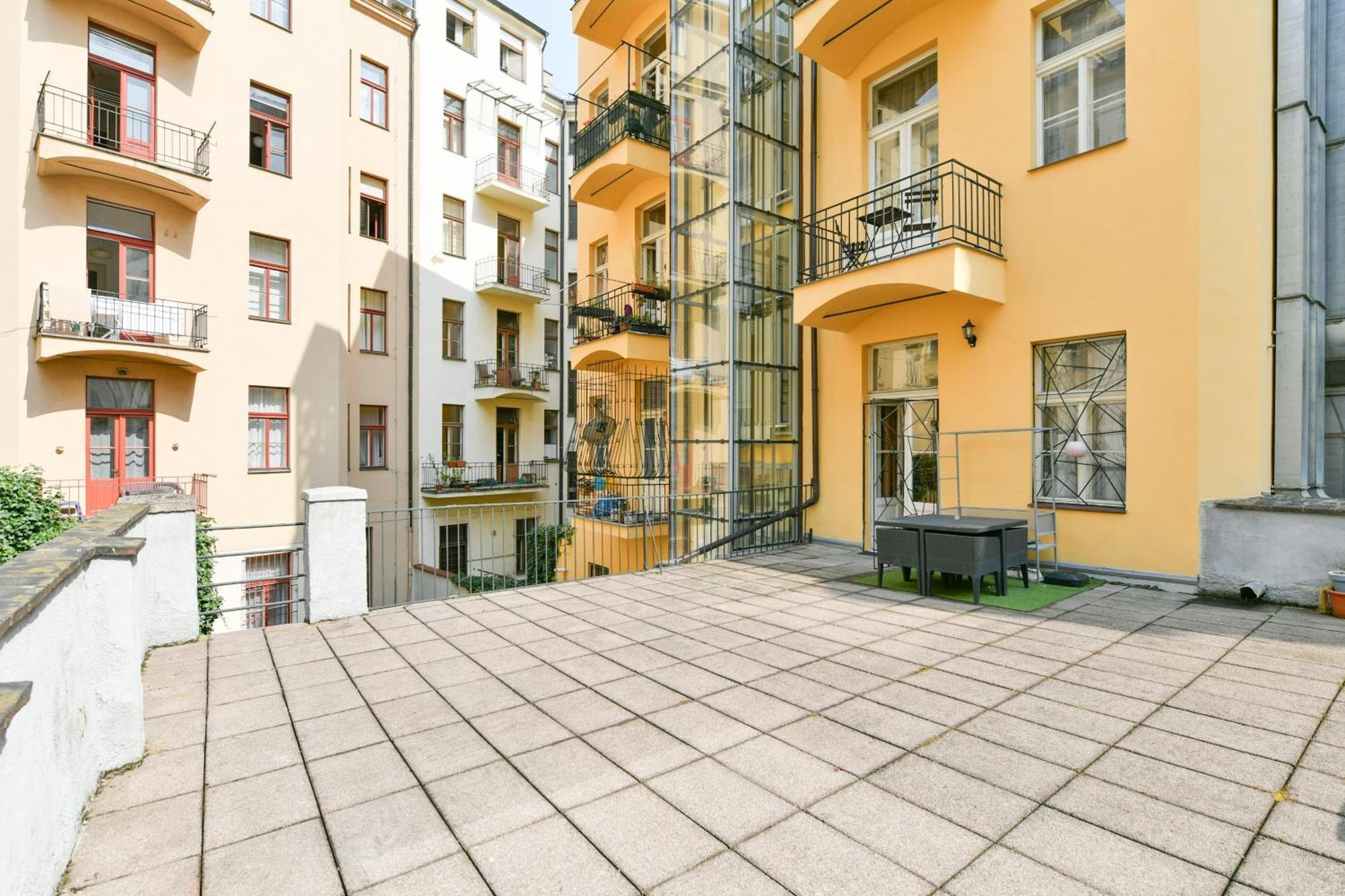 Stunning Charles Bridge Apartment Πράγα Εξωτερικό φωτογραφία