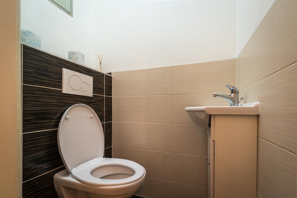 Stunning Charles Bridge Apartment Πράγα Εξωτερικό φωτογραφία